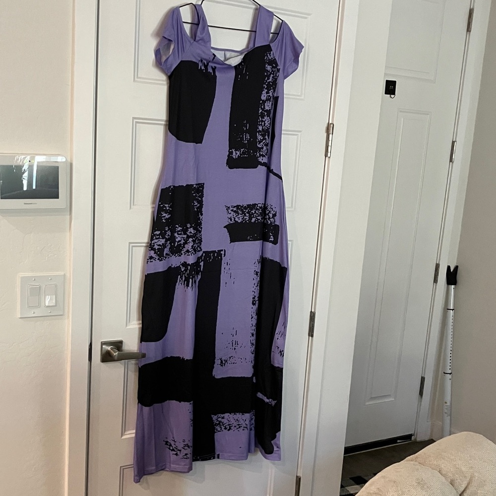 Purple and Black Graphic Maxi Dress with Cold-Shoulder Straps